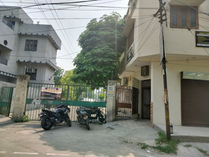  Showroom 338 Sq.ft. for Sale in East Mohan Nagar, Amritsar