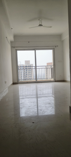 2 BHK Apartment 1350 Sq.ft. for Rent in Yamuna Expressway, Greater Noida