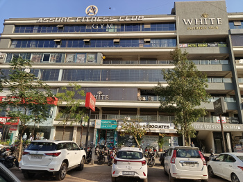  Office Space for Rent in 132 Ft. Ring Road, Ahmedabad