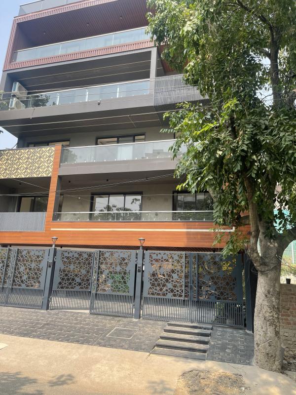 4 BHK Builder Floor 3850 Sq.ft. for Sale in Sushant Lok Phase I, Gurgaon