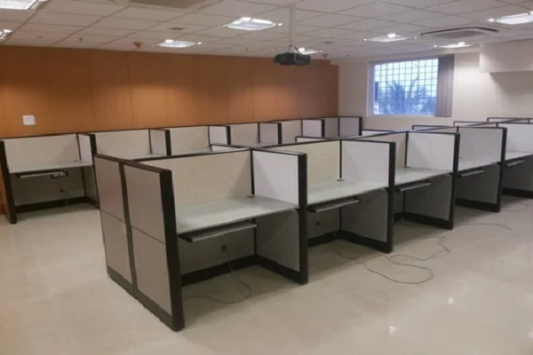  Office Space 1200 Sq.ft. for Rent in Mount Road, Chennai