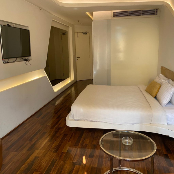  Hotels 35000 Sq.ft. for Sale in Civil Road, Rohtak