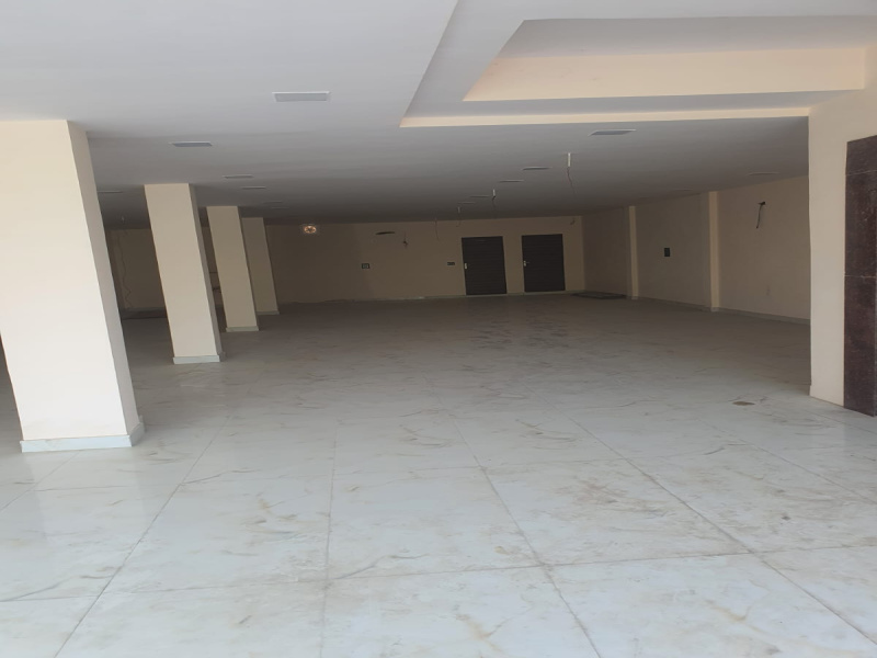  Showroom 8000 Sq.ft. for Rent in Jagatpura, Jaipur