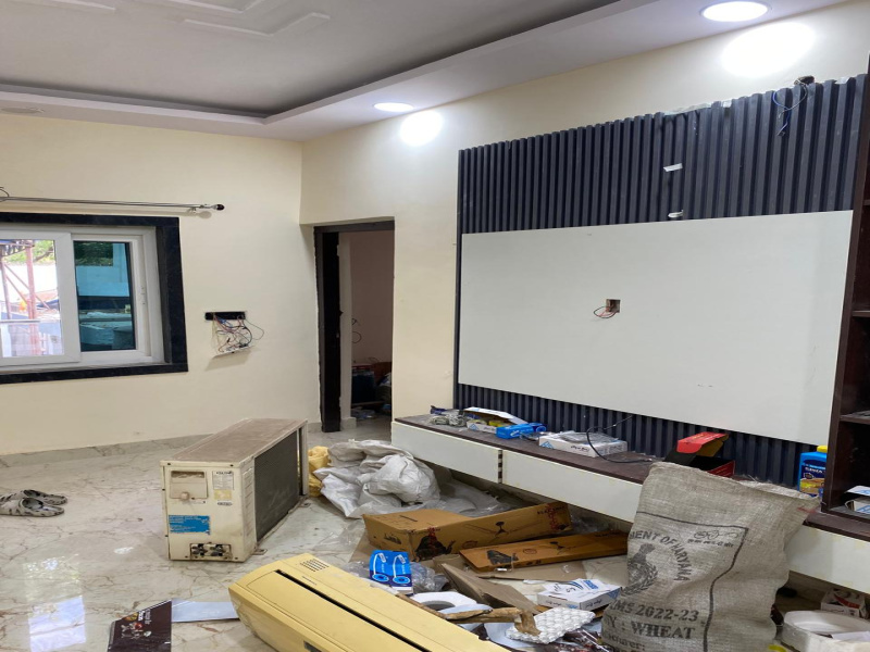 3 BHK Apartment 1200 Sq.ft. for Sale in Shalimar Bagh, Delhi