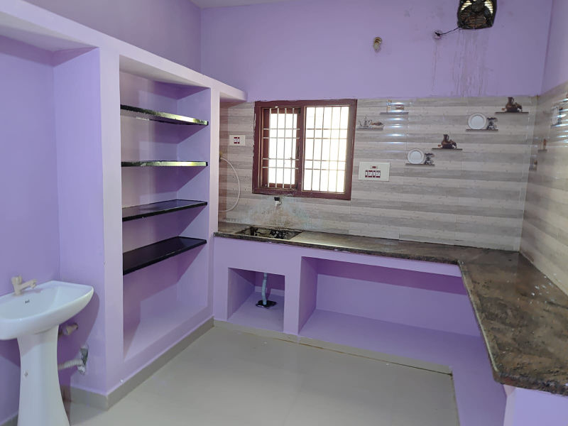 2 BHK House 1300 Sq.ft. for Rent in Ariyur, Vellore