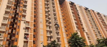 2 BHK Flat for Sale in Wave City, Ghaziabad