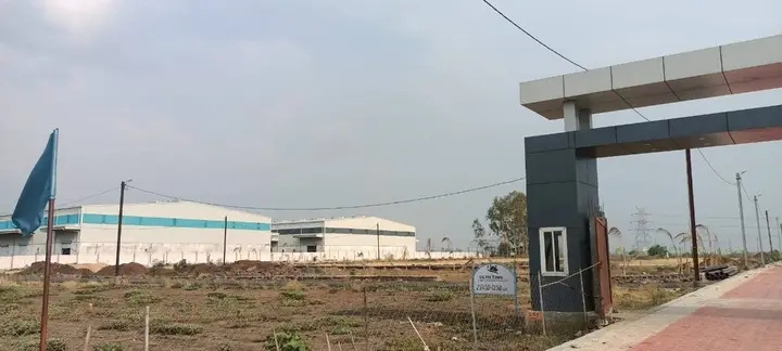  Agricultural Land 10000 Sq.ft. for Sale in AIIMS, Bhopal