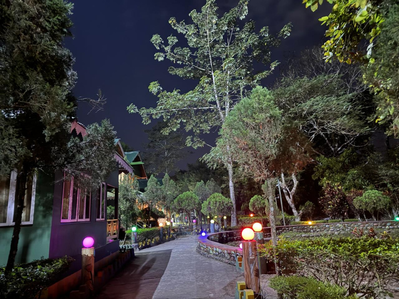  8 Bigha Hotels for Sale in Lataguri, Jalpaiguri