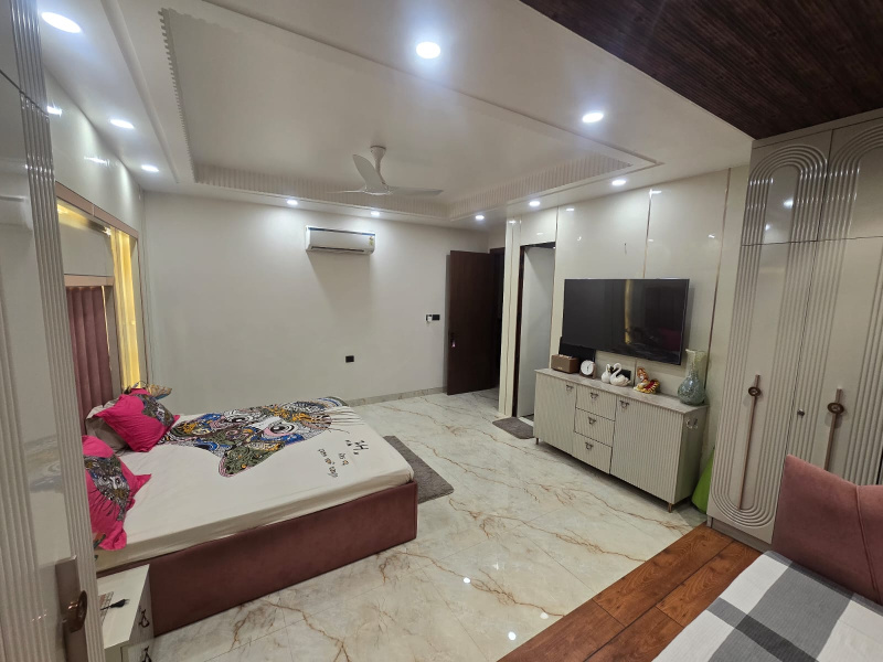 3 BHK 2142 Sq.ft. Apartment for Sale in Malibu Town, Gurgaon