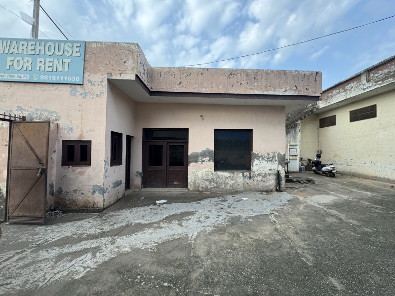  Warehouse 9000 Sq.ft. for Rent in Barwala Road, Dera Bassi