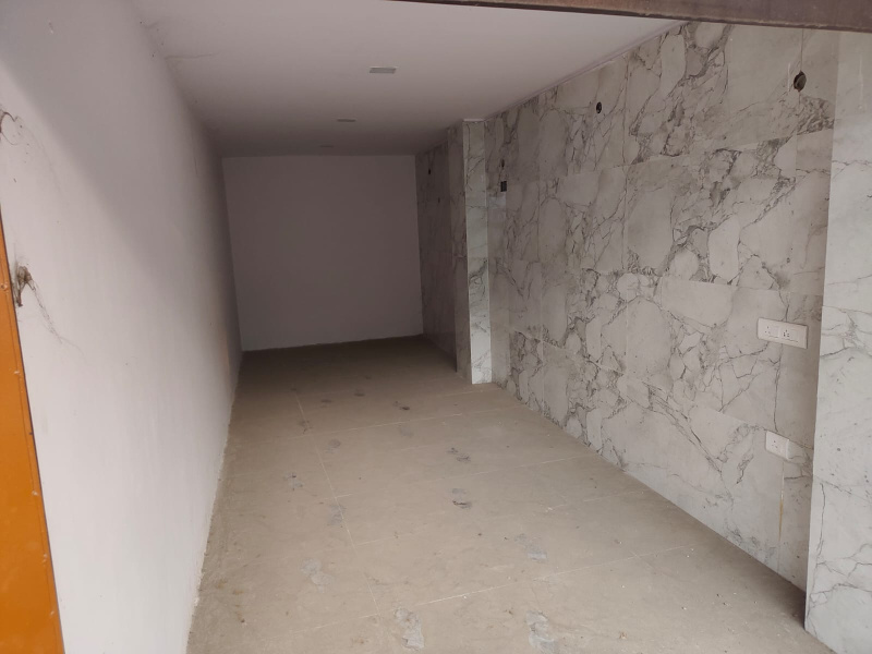  Commercial Shop 1500 Sq.ft. for Rent in Vibhuti Khand, Gomti Nagar, Lucknow