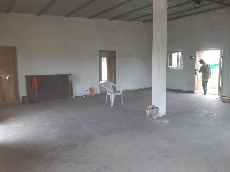  Commercial Shop 800 Sq.ft. for Rent in Chittinagar, Vijayawada