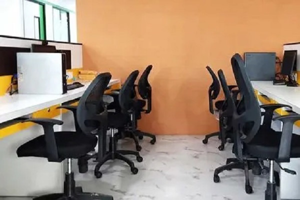  Office Space 400 Sq.ft. for Rent in Mount Road, Chennai