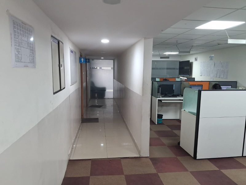  Office Space 10000 Sq.ft. for Rent in Nandanam, Chennai