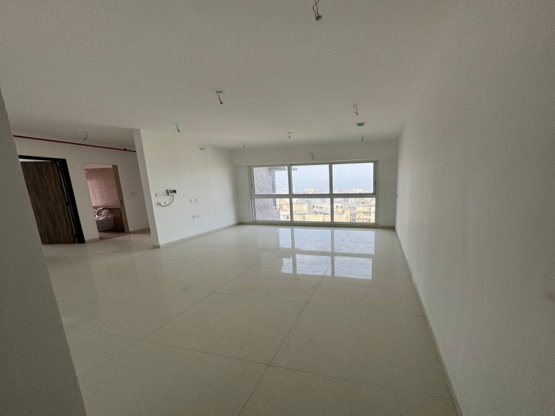 2 BHK Apartment 876 Sq.ft. for Sale in Western Express Highway, Malad East, Mumbai