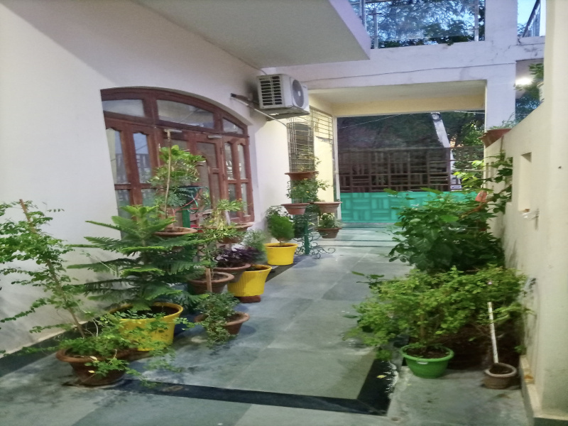 2 BHK House 2100 Sq.ft. for Rent in Nandanpura, Jhansi