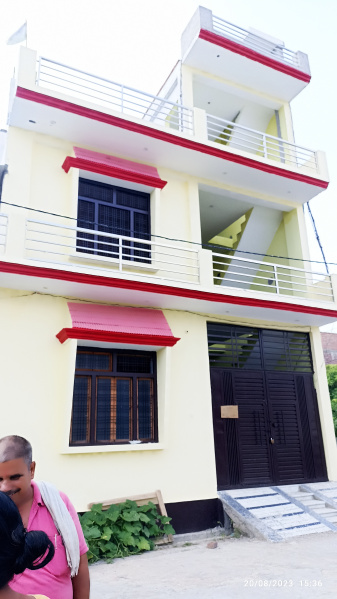 3 BHK House 2400 Sq.ft. for Rent in Vijay Laxmi Nagar, Sitapur
