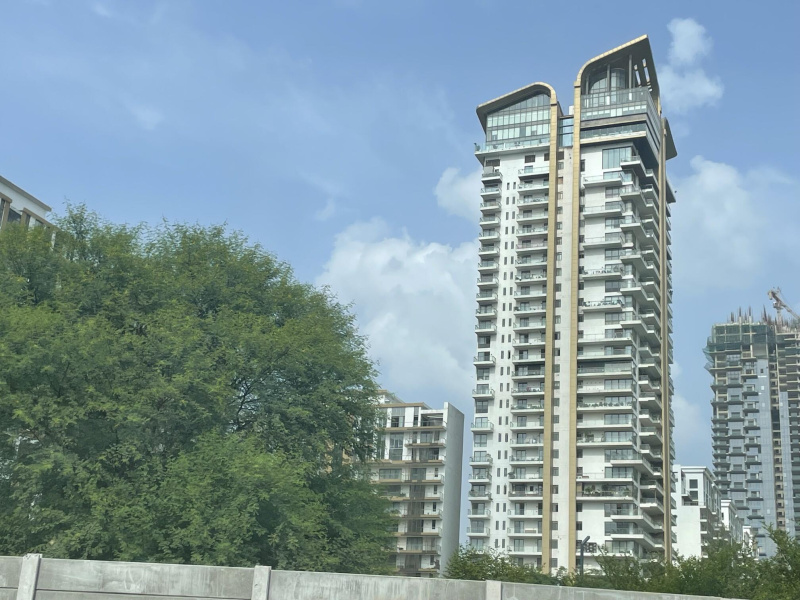 4 BHK 4010 Sq.ft. Apartment for Sale in Sector 65 Gurgaon