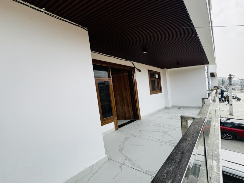 3 BHK Builder Floor 1750 Sq.ft. for Sale in Lal Kuan, Ghaziabad