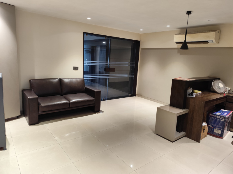  Office Space 1428 Sq.ft. for Sale in Vesu, Surat