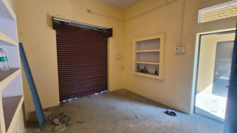  Commercial Land 4000 Sq.ft. for Rent in Ramnagar, Varanasi