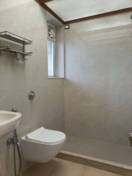 4 BHK Flat for Rent in Juhu, Mumbai