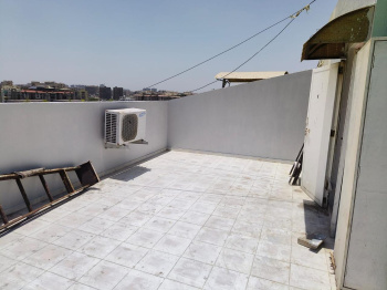  Penthouse for Sale in Shyamal Cross Road, Ahmedabad
