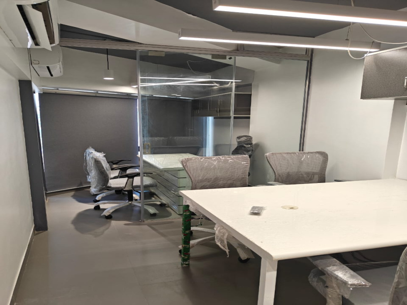  Office Space 325 Sq.ft. for Rent in Mahakali Caves Road, Andheri East, Mumbai
