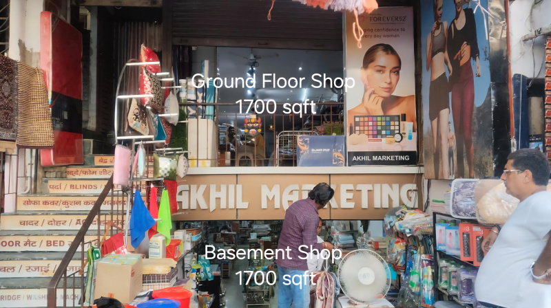  Showroom 1700 Sq.ft. for Rent in P. Road, Kanpur
