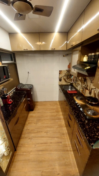 2 BHK Apartment 900 Sq.ft. for Sale in Tilak Nagar, Chembur West, Mumbai
