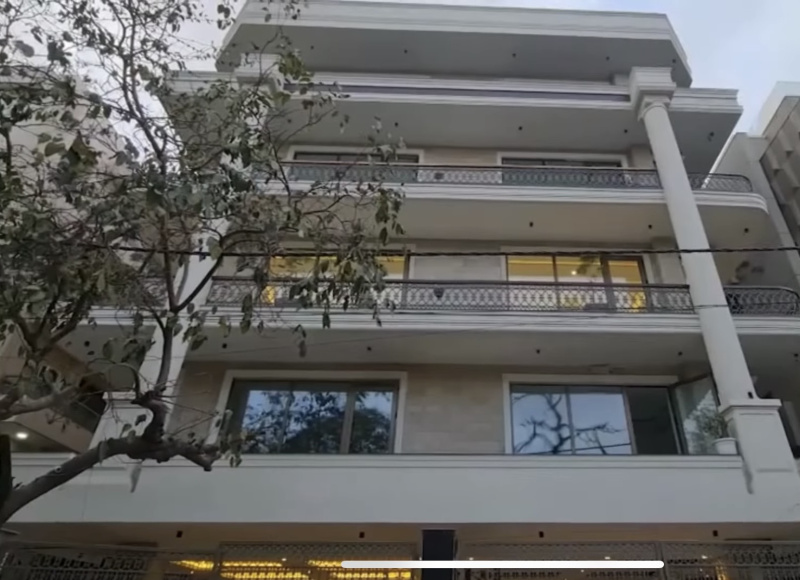 5 BHK Builder Floor 4500 Sq.ft. for Sale in Greater Kailash, Delhi