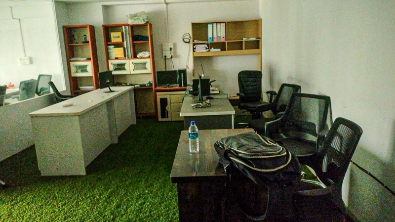  Office Space 630 Sq.ft. for Sale in Vile Parle West, Mumbai