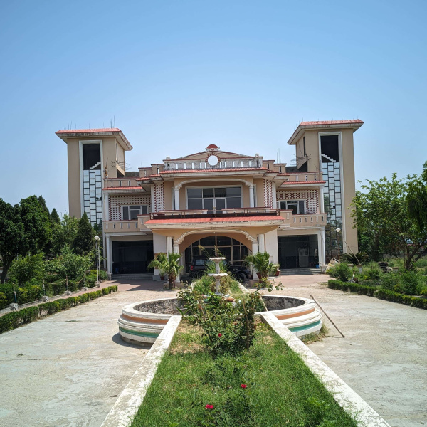  80000 Sq.ft. Office Space for Rent in Bishnah, Jammu