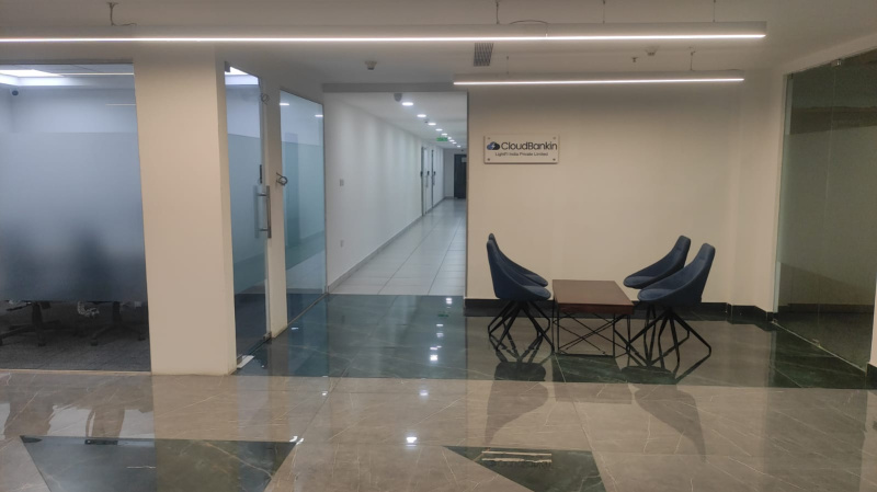  Office Space 2500 Sq.ft. for Rent in Nelson Manickam Road, Chennai
