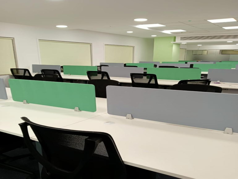  Office Space 2500 Sq.ft. for Rent in Nelson Manickam Road, Chennai