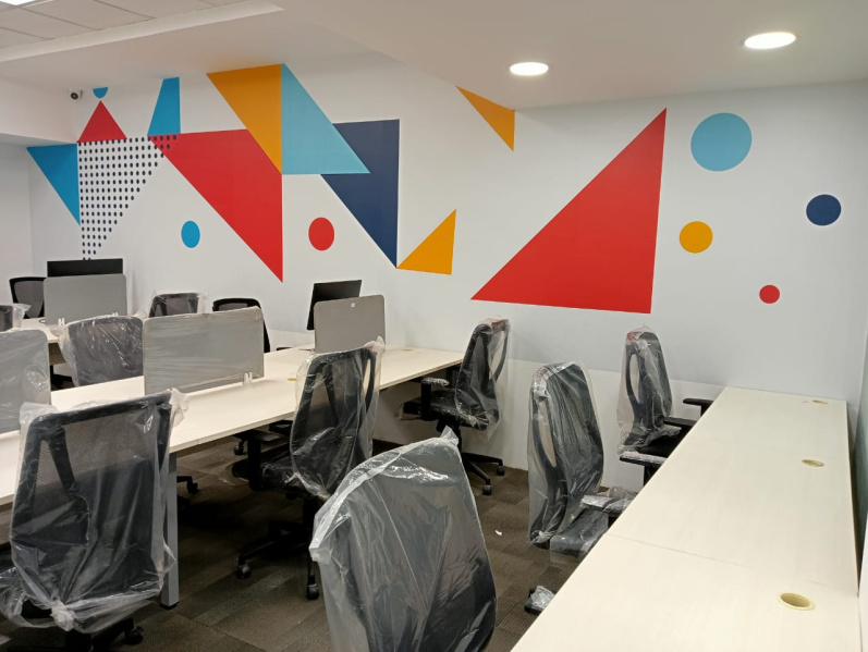  Office Space 2500 Sq.ft. for Rent in Nelson Manickam Road, Chennai