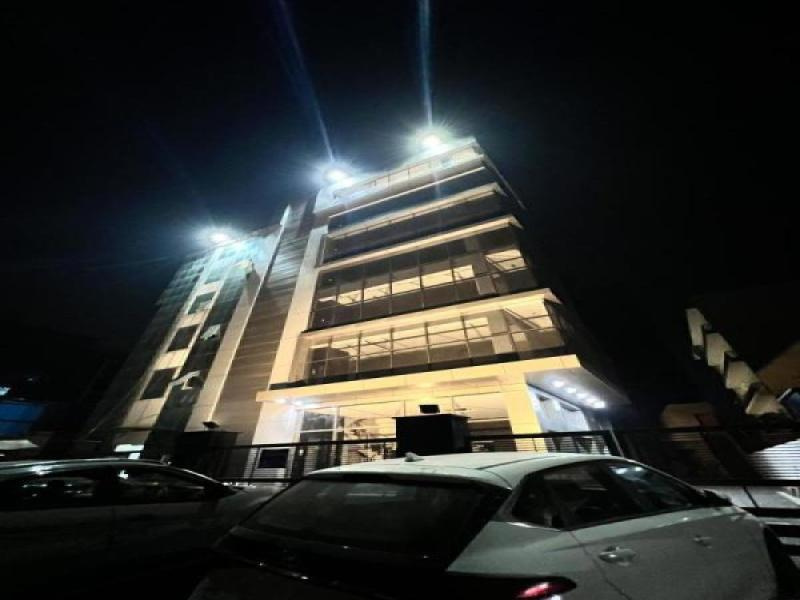  Office Space 2500 Sq.ft. for Rent in Phase 8b, Mohali