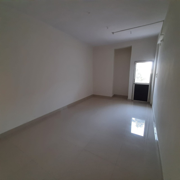  Office Space 230 Sq.ft. for Sale in Nawa Para, Bhavnagar