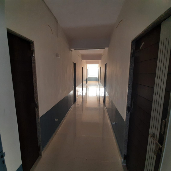  Office Space 230 Sq.ft. for Sale in Nawa Para, Bhavnagar