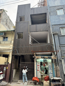 3 BHK Builder Floor for Sale in Derawal Nagar, Delhi
