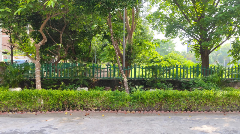  Residential Plot 300 Sq. Meter for Sale in Block B Sector 51, Noida