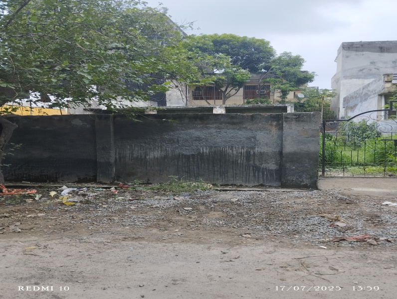 Residential Plot 450 Sq. Meter for Sale in Block B Sector 51, Noida