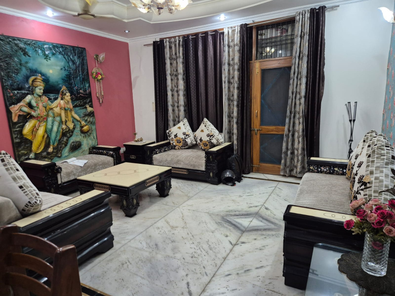 3 BHK House 180 Sq. Meter for Rent in Sector 41 Noida