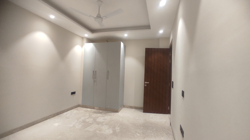 4 BHK Apartment 4500 Sq.ft. for Rent in Block N Panchsheel Park, Delhi