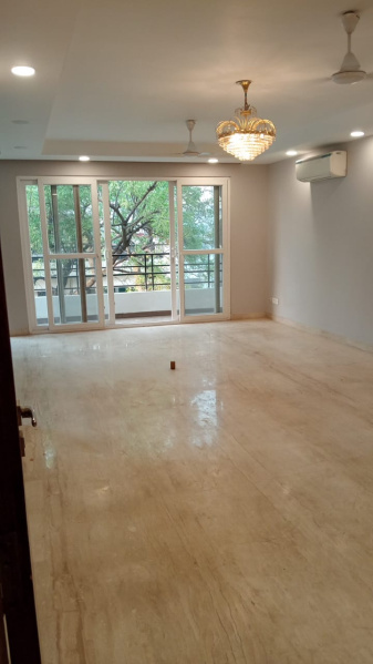 3 BHK Apartment 2000 Sq.ft. for Rent in Block S, Greater Kailash I, Delhi