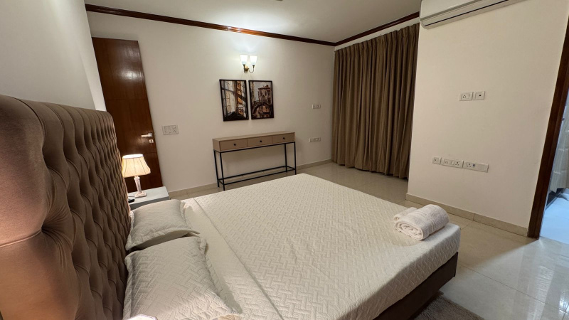 3 BHK Apartment 3000 Sq.ft. for Rent in Malcha Marg, Delhi