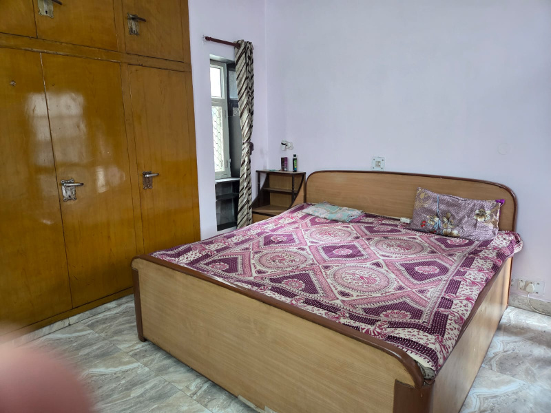 3 BHK Apartment 1700 Sq.ft. for Rent in Patparganj, Delhi