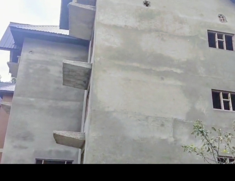 Guest House 10890 Sq.ft. for Sale in Pahalgam, Anantnag