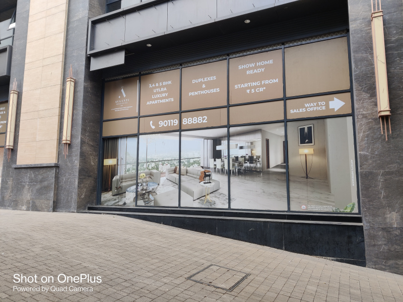  Showroom 15000 Sq.ft. for Sale in Tilak Road, Pune