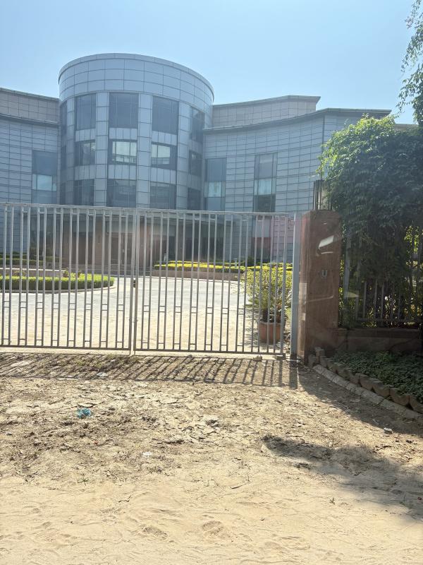 528 Sq. Yards Residential Plot for Sale in DLF Phase III, Gurgaon